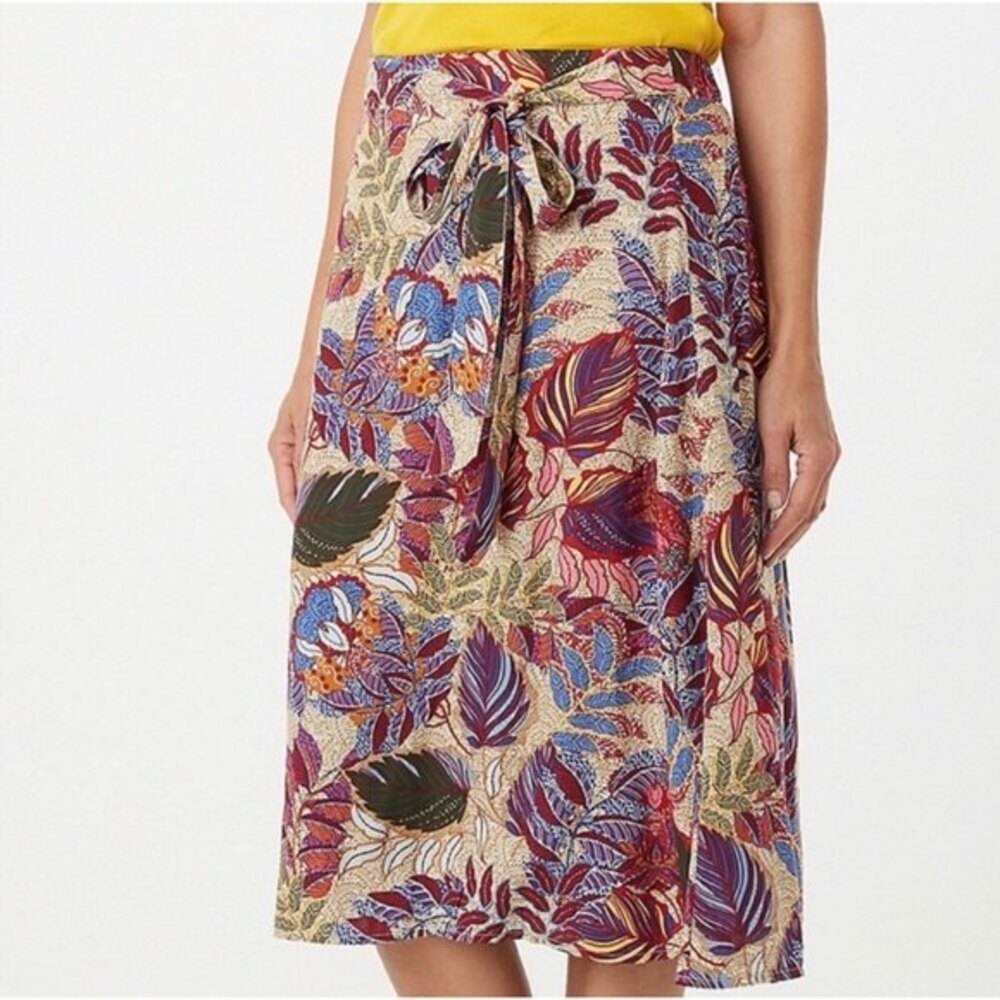 Westport elastic back printed tie front skirt Size L